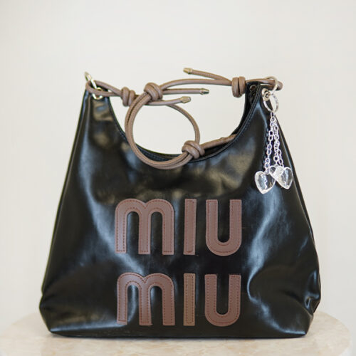 کیف زنانه دوشی MIU MIU