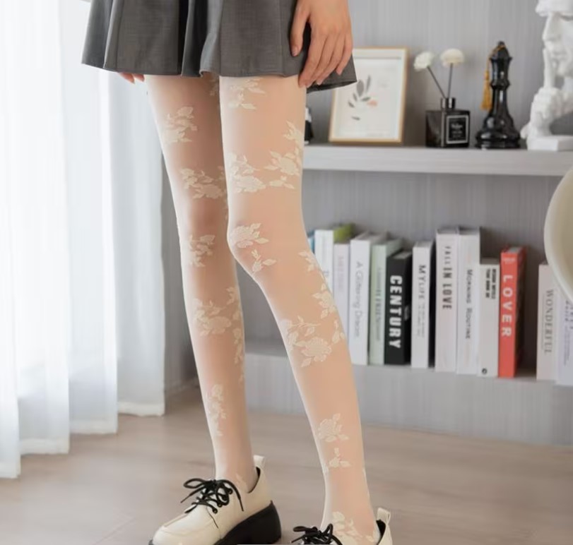 جوراب شلواری زنانه طرح گل رز