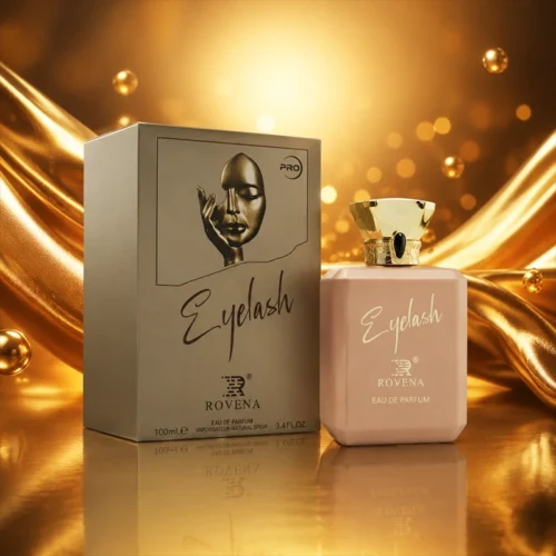ادکلن Rovena Eyelash با بطری خاص و استایل مینیمال روی زمینه روشن و لطیف